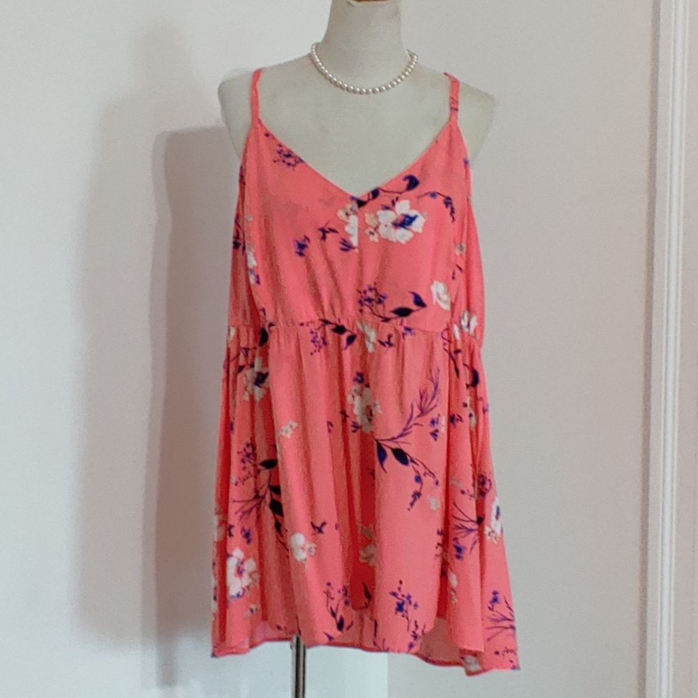 BOUTIQUE  tank size  2 X